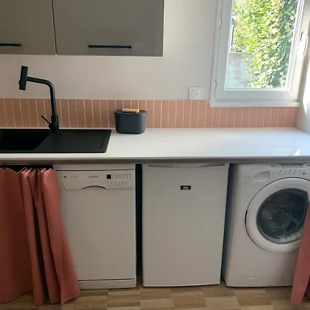 شقة Maison-studio Avec Mezzanine Au Calme, Bien Situee