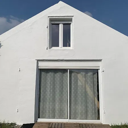 Maison-studio Avec Mezzanine Au Calme, Bien Situee Couëron