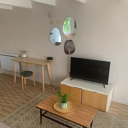 شقة Maison-studio Avec Mezzanine Au Calme, Bien Situee *